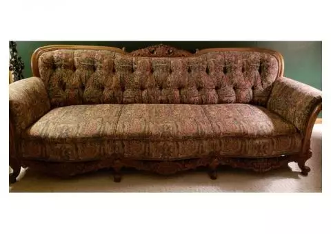 Sofa: quality antique